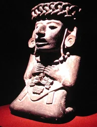 Urna ceremonial, 100-600 d.C.